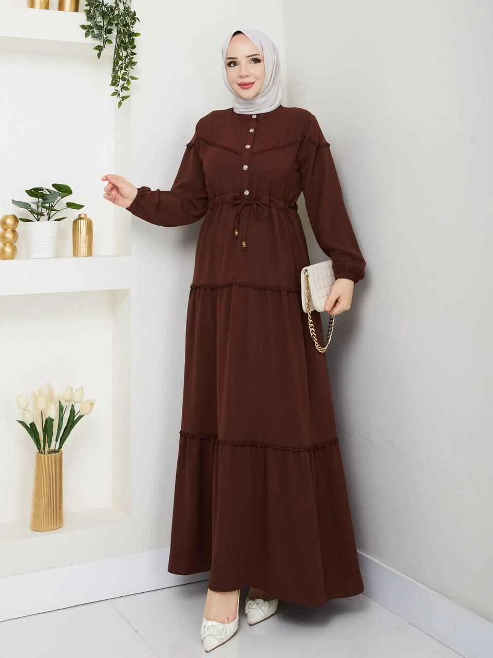 Güpür detaylı aerobin elbise